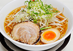 しゃきしゃきもやし醤油らーめん 730円